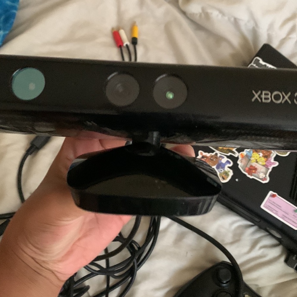 Xbox 360 - Picture 3 of 3